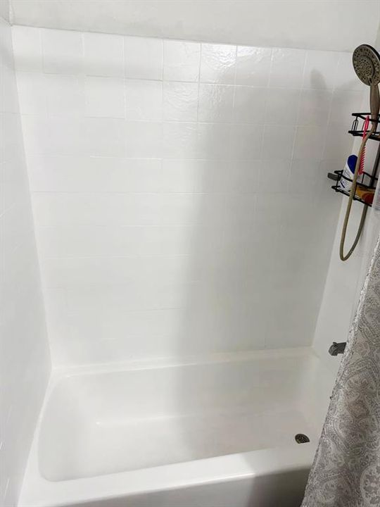 For Sale: $275,000 (3 beds, 1 baths, 896 Square Feet)