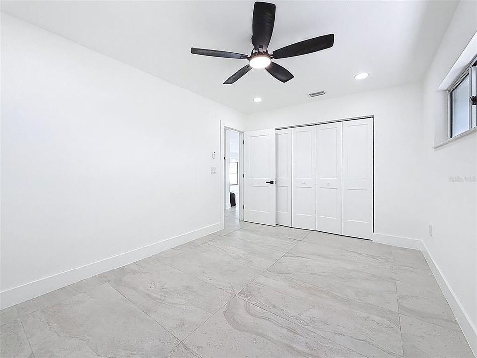 Active With Contract: $4,100 (3 beds, 3 baths, 1548 Square Feet)