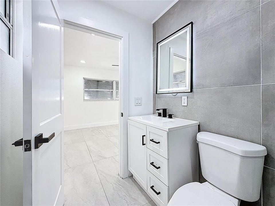 Active With Contract: $4,100 (3 beds, 3 baths, 1548 Square Feet)