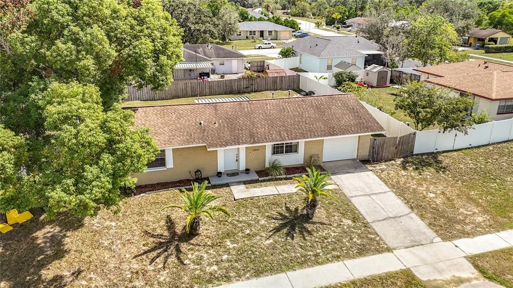 For Sale: $239,500 (2 beds, 1 baths, 943 Square Feet)