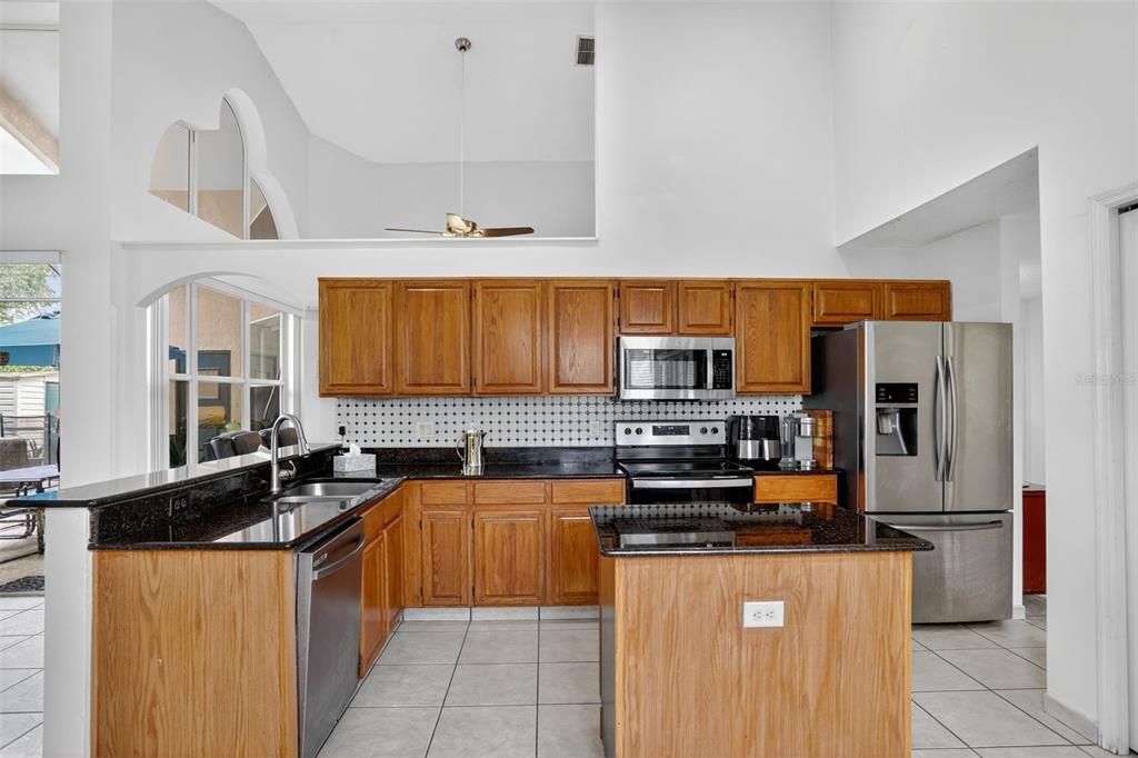 На продажу: $543,000 (4 спален, 2 ванн, 2420 Квадратных фут)