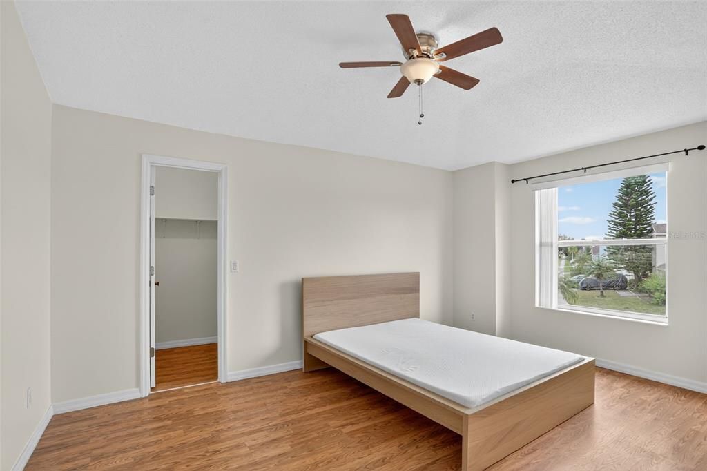 На продажу: $543,000 (4 спален, 2 ванн, 2420 Квадратных фут)