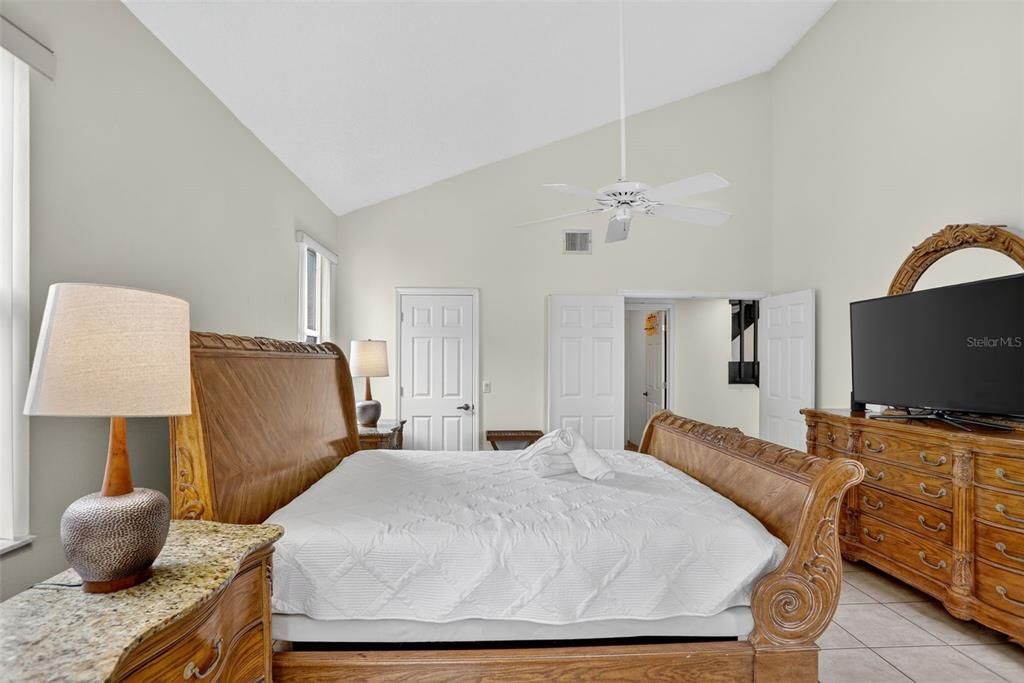 На продажу: $543,000 (4 спален, 2 ванн, 2420 Квадратных фут)