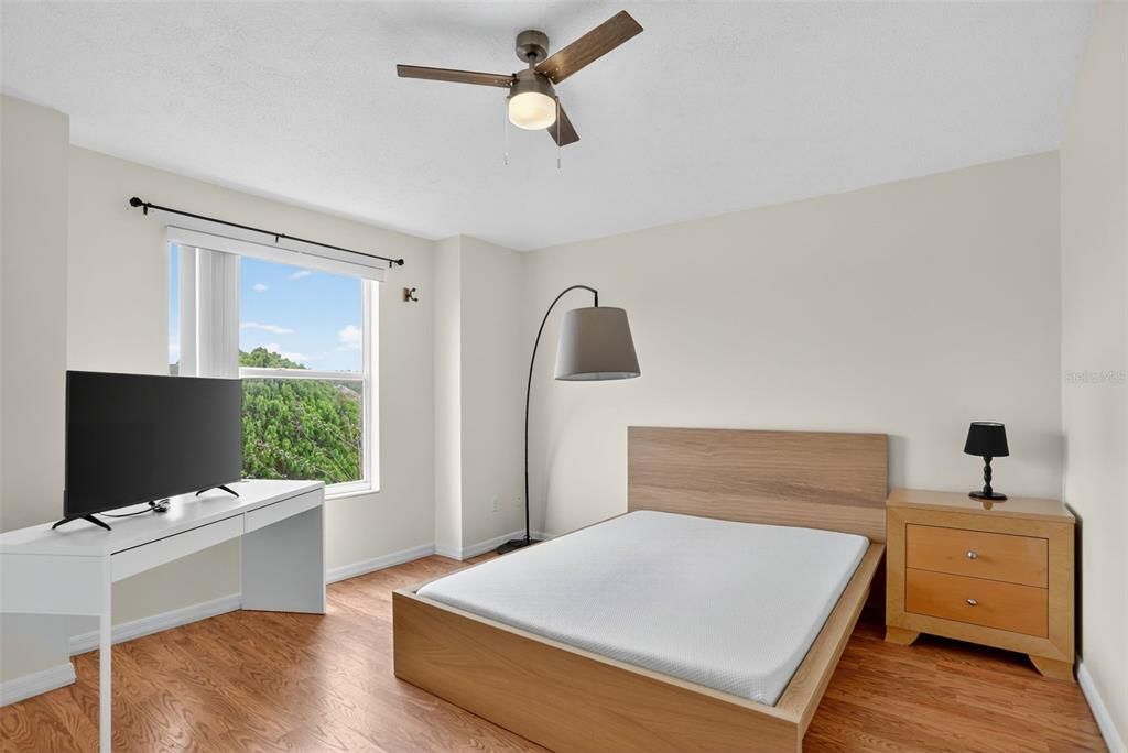 На продажу: $543,000 (4 спален, 2 ванн, 2420 Квадратных фут)