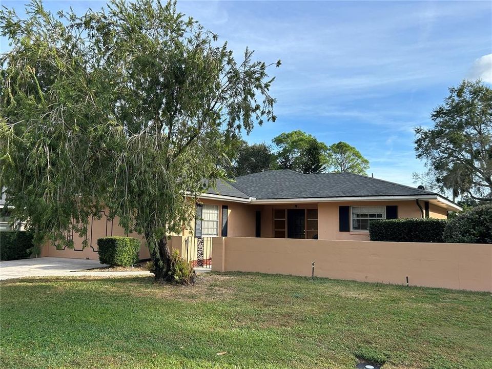 待售: $238,500 (2 贝兹, 2 浴室, 1634 平方英尺)