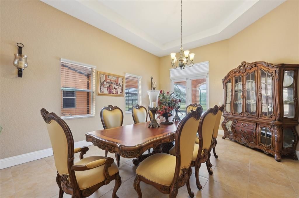 En Venta: $1,650,000 (6 camas, 4 baños, 10454 Pies cuadrados)