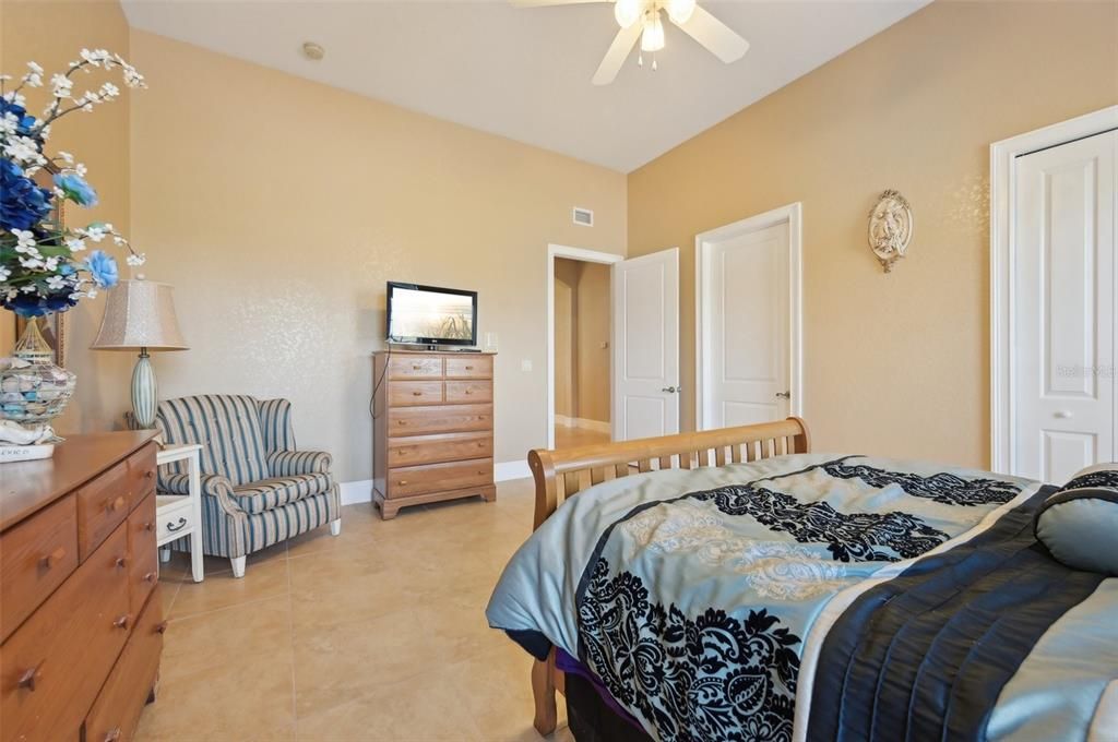 En Venta: $1,650,000 (6 camas, 4 baños, 10454 Pies cuadrados)