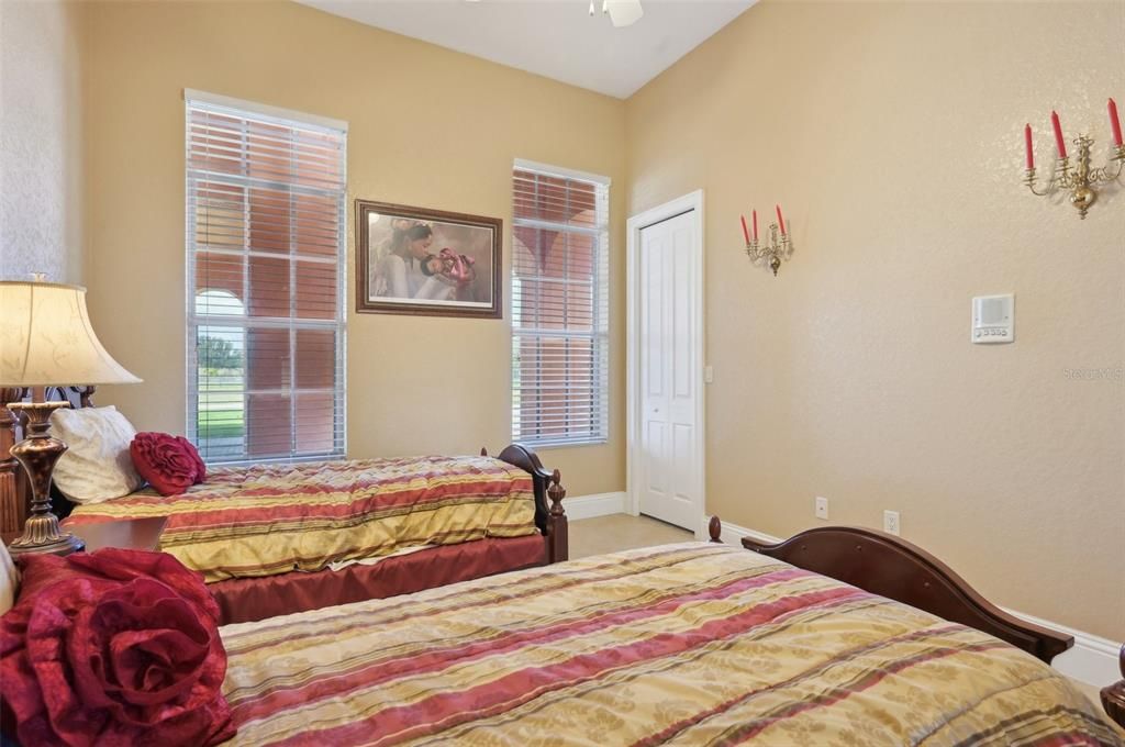 En Venta: $1,650,000 (6 camas, 4 baños, 10454 Pies cuadrados)