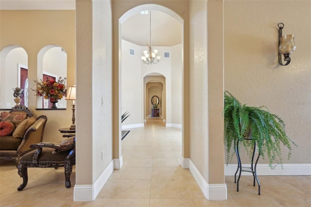 En Venta: $1,650,000 (6 camas, 4 baños, 10454 Pies cuadrados)