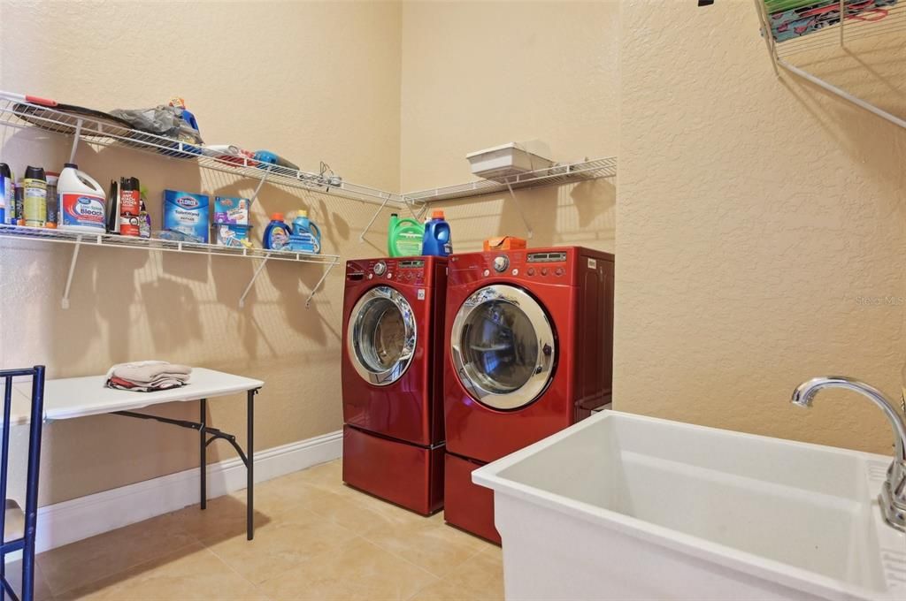 En Venta: $1,650,000 (6 camas, 4 baños, 10454 Pies cuadrados)