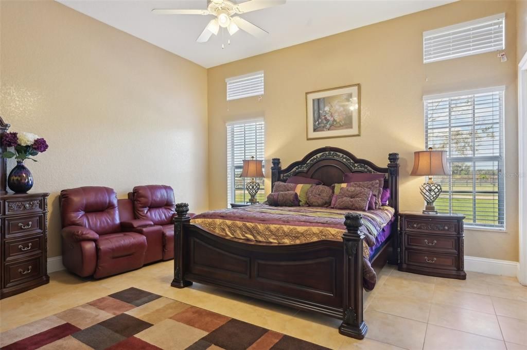 En Venta: $1,650,000 (6 camas, 4 baños, 10454 Pies cuadrados)