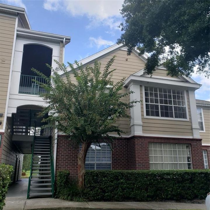 For Sale: $289,000 (3 beds, 2 baths, 1352 Square Feet)