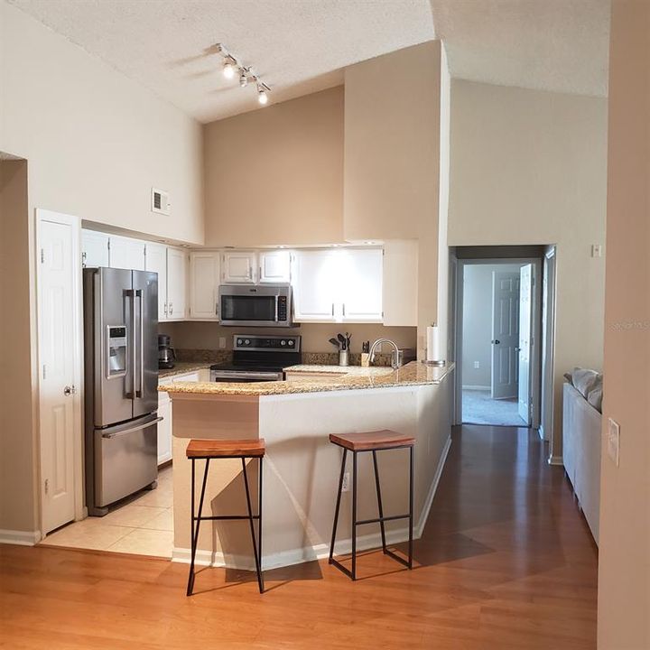 For Sale: $289,000 (3 beds, 2 baths, 1352 Square Feet)