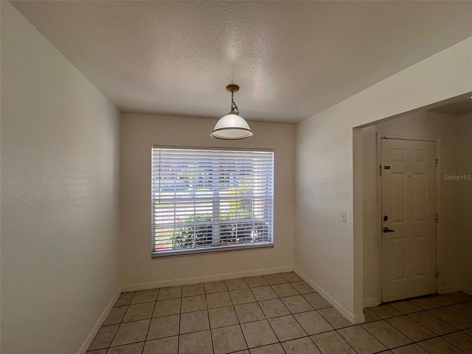 For Rent: $1,950 (3 beds, 2 baths, 1513 Square Feet)