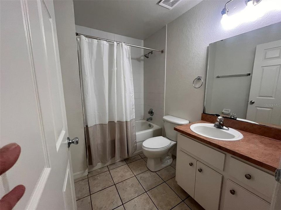 For Rent: $1,950 (3 beds, 2 baths, 1513 Square Feet)
