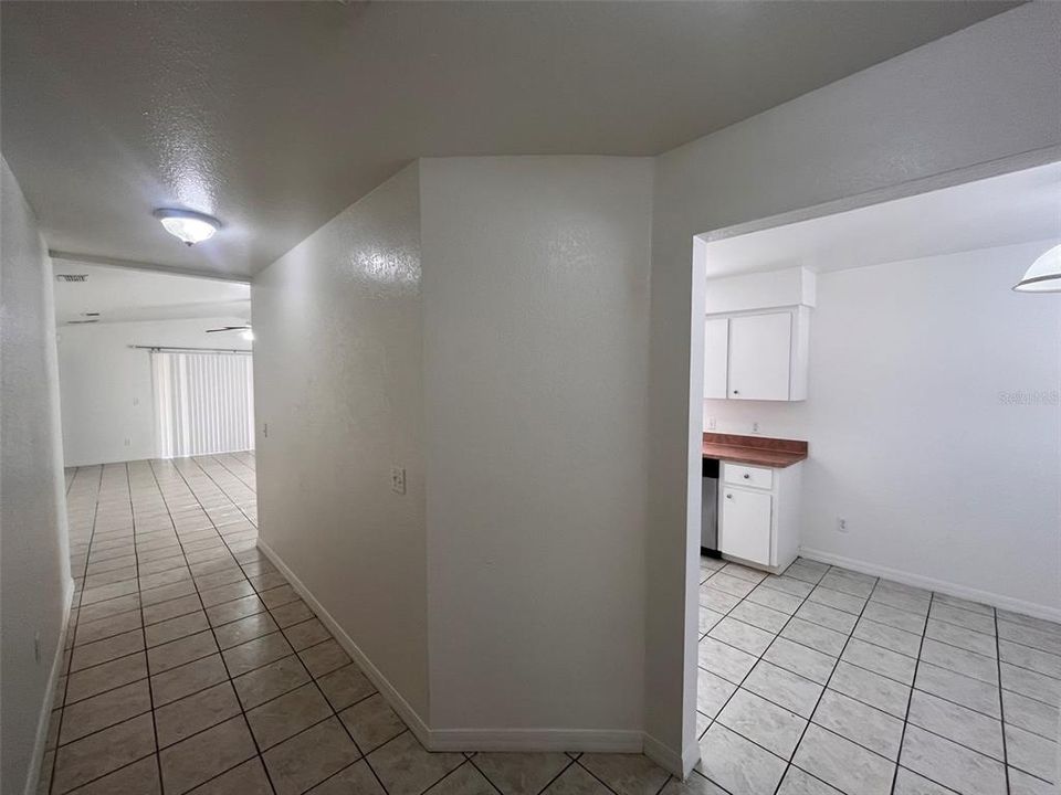 For Rent: $1,950 (3 beds, 2 baths, 1513 Square Feet)
