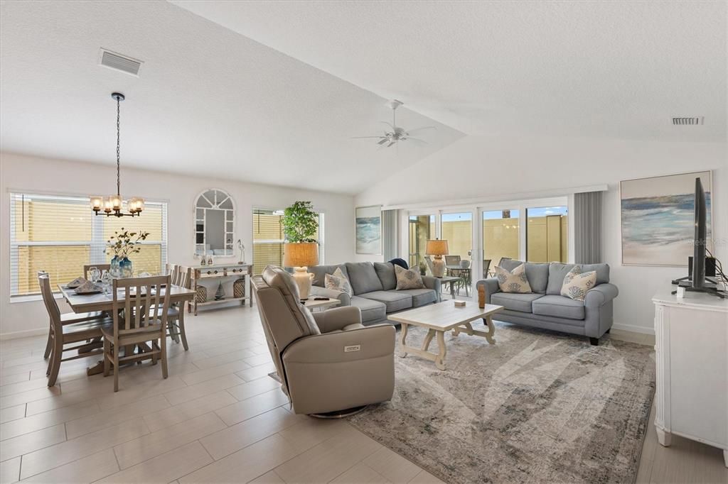 En Venta: $449,000 (3 camas, 2 baños, 1794 Pies cuadrados)