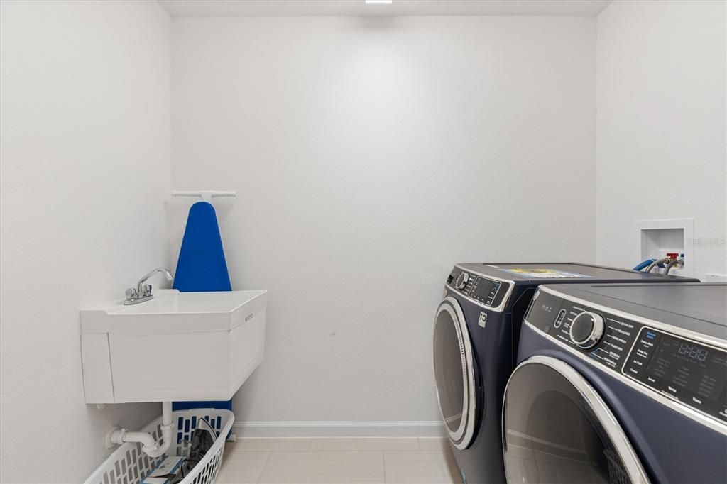 En Venta: $449,000 (3 camas, 2 baños, 1794 Pies cuadrados)