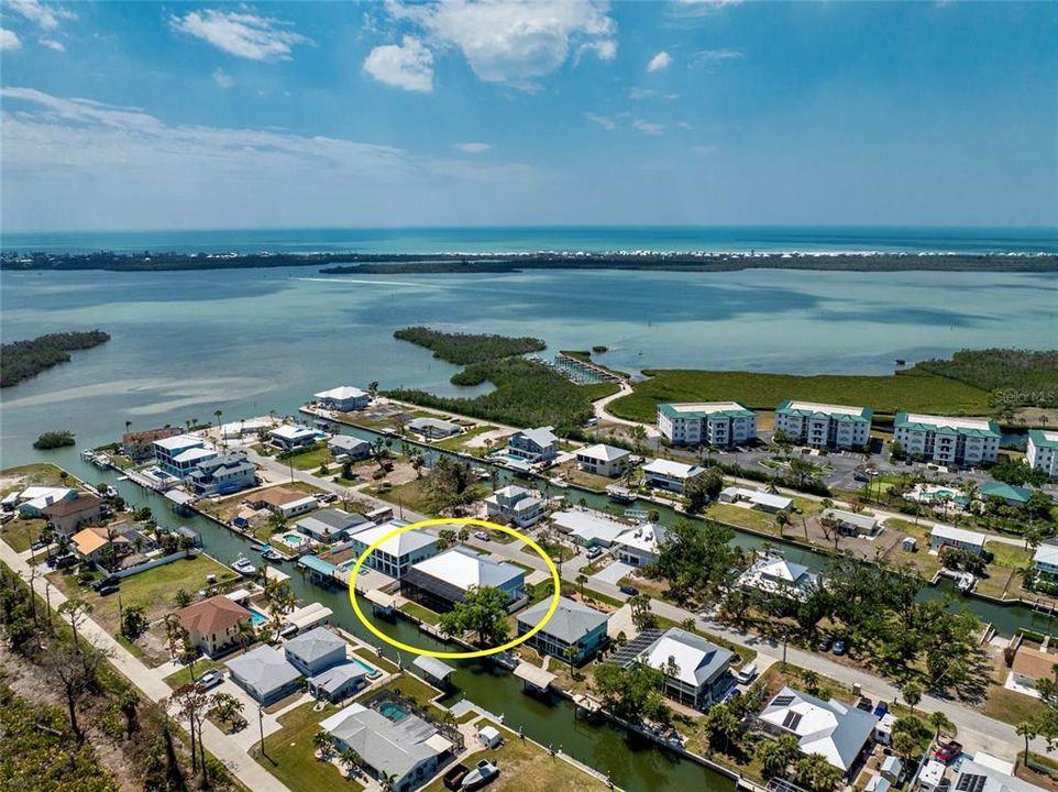 En Venta: $1,750,000 (3 camas, 4 baños, 2806 Pies cuadrados)