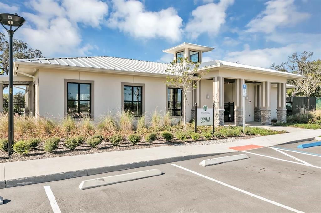 Active With Contract: $424,378 (4 beds, 3 baths, 2023 Square Feet)