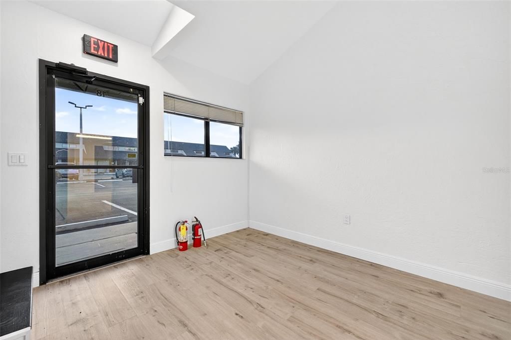 For Sale: $204,900 (0 beds, 0 baths, 880 Square Feet)