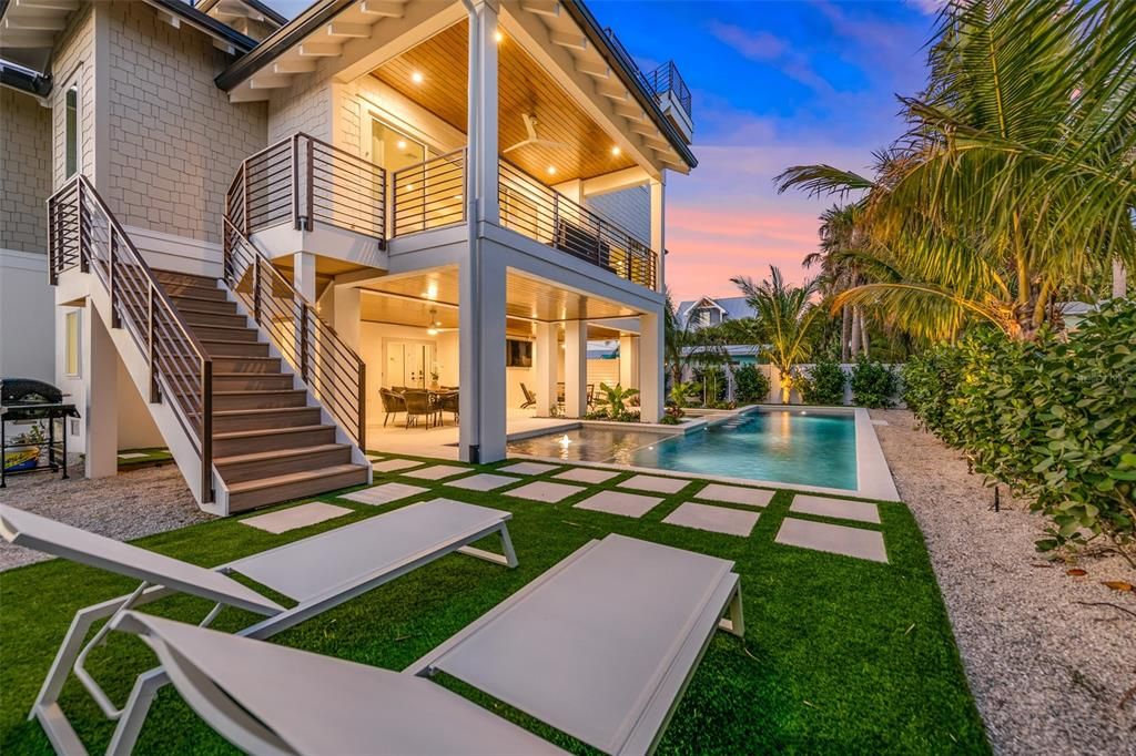 En Venta: $4,400,000 (4 camas, 4 baños, 3200 Pies cuadrados)