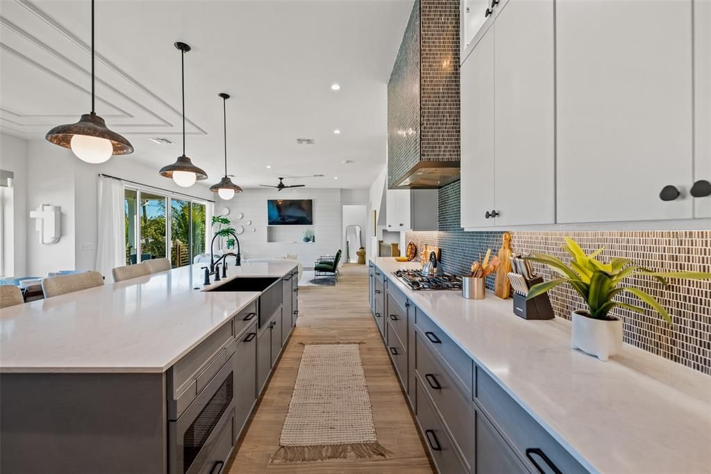 En Venta: $4,400,000 (4 camas, 4 baños, 3200 Pies cuadrados)