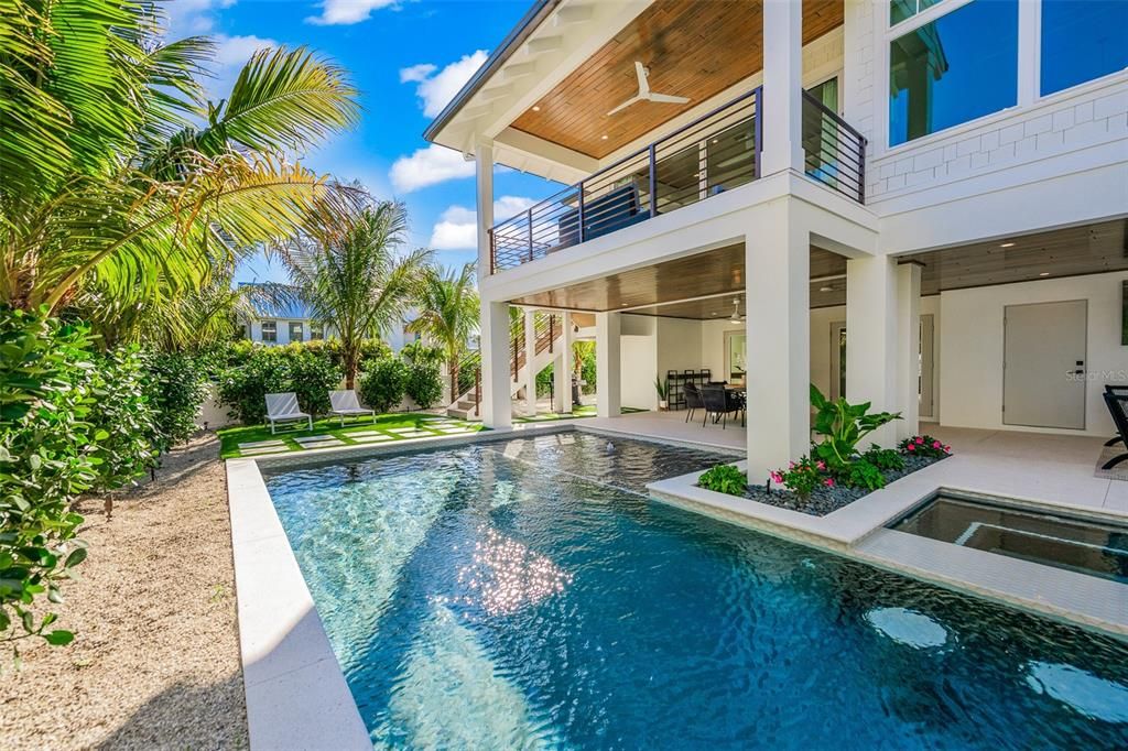 En Venta: $4,400,000 (4 camas, 4 baños, 3200 Pies cuadrados)