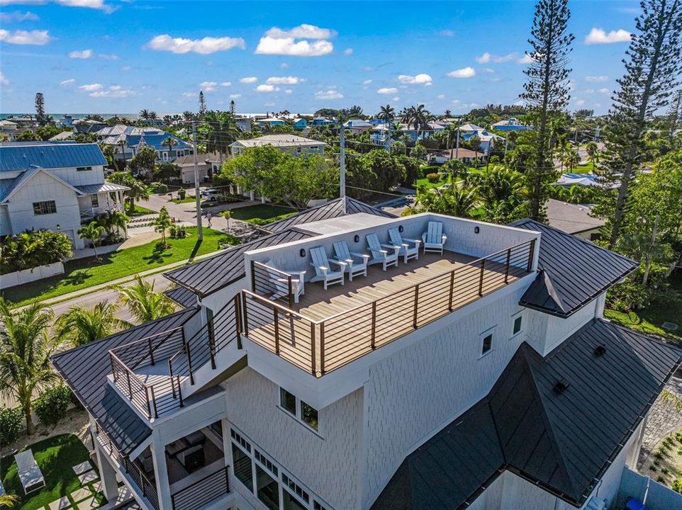 En Venta: $4,400,000 (4 camas, 4 baños, 3200 Pies cuadrados)