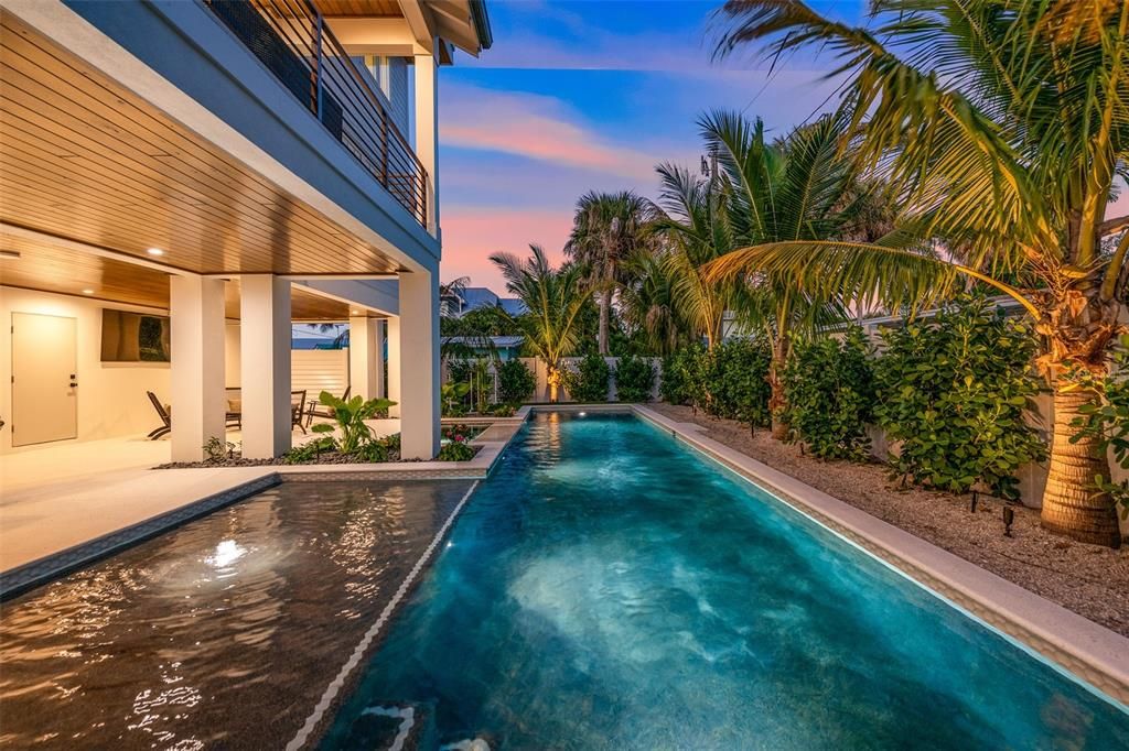 En Venta: $4,400,000 (4 camas, 4 baños, 3200 Pies cuadrados)