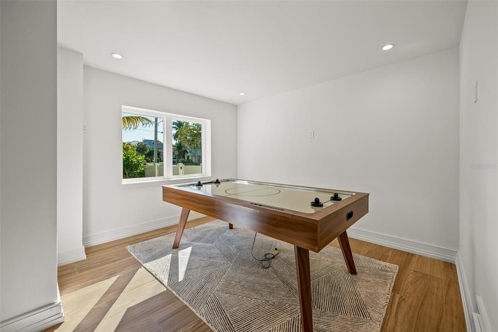 En Venta: $4,400,000 (4 camas, 4 baños, 3200 Pies cuadrados)