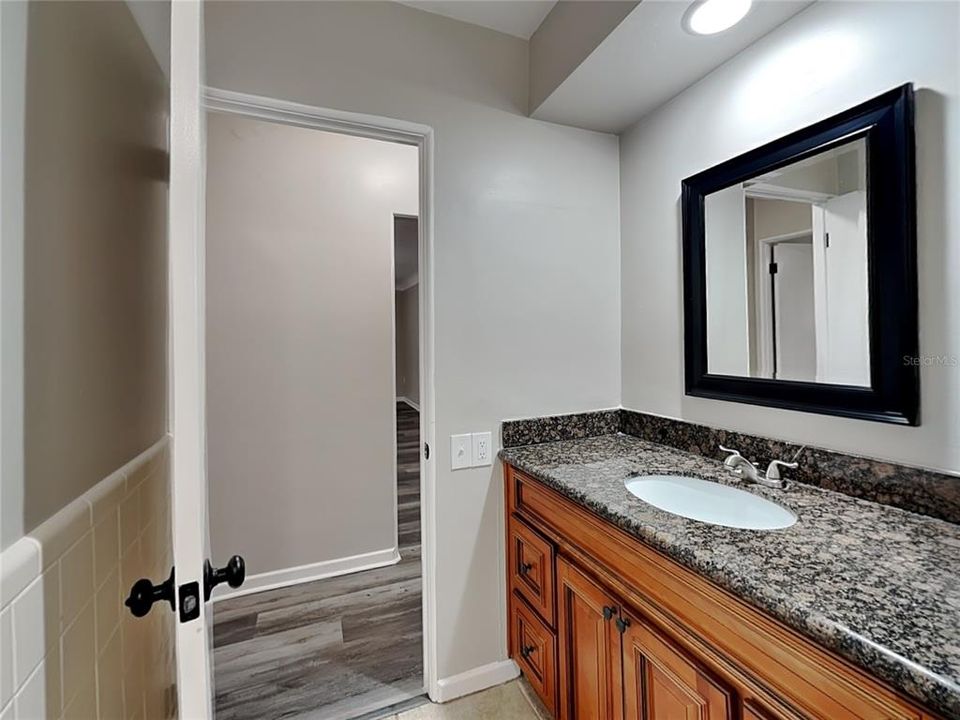 Active With Contract: $1,859 (2 beds, 2 baths, 1419 Square Feet)