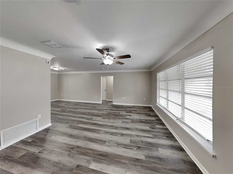 Active With Contract: $1,859 (2 beds, 2 baths, 1419 Square Feet)