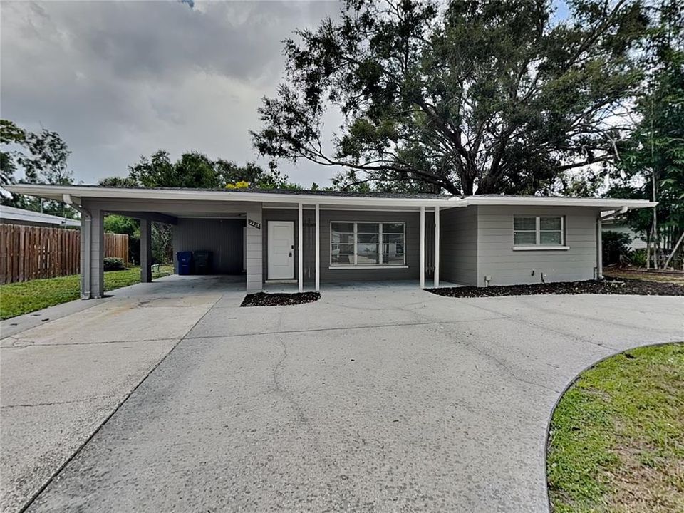 Active With Contract: $1,859 (2 beds, 2 baths, 1419 Square Feet)