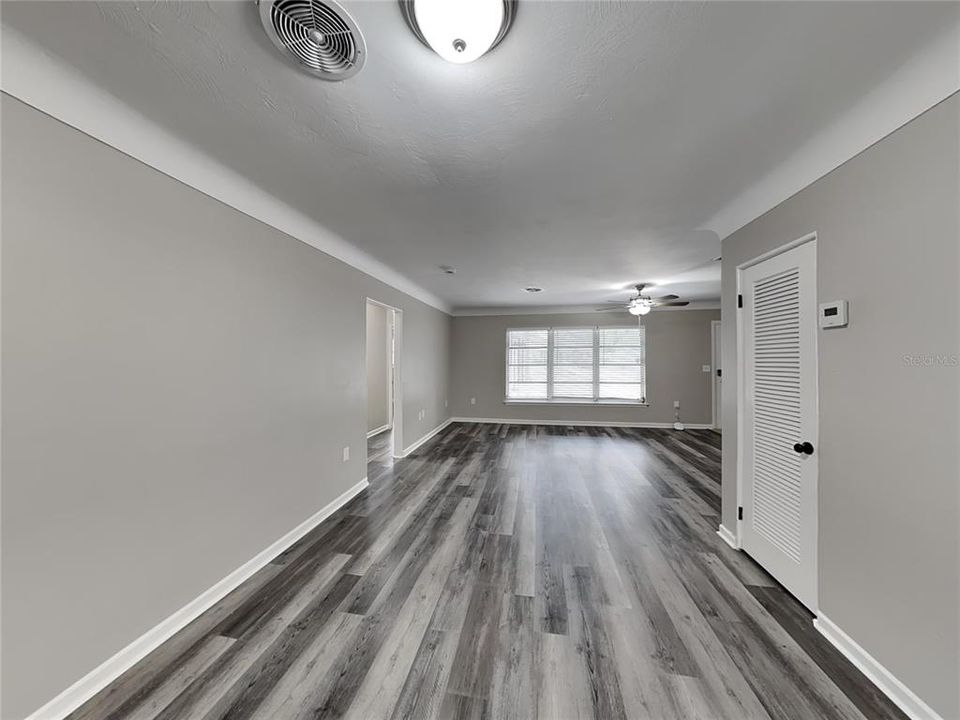 Active With Contract: $1,859 (2 beds, 2 baths, 1419 Square Feet)