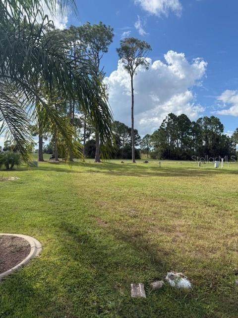 待售: $37,500 (0.16 acres)