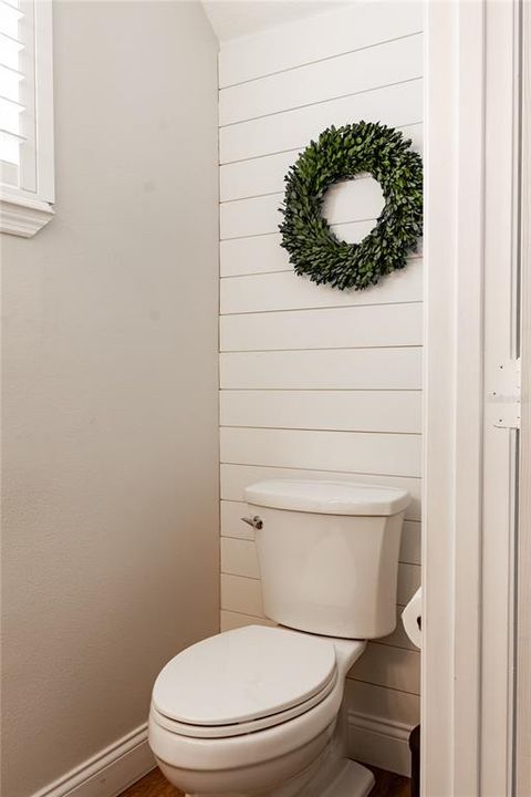 Active With Contract: $699,000 (5 beds, 2 baths, 3000 Square Feet)