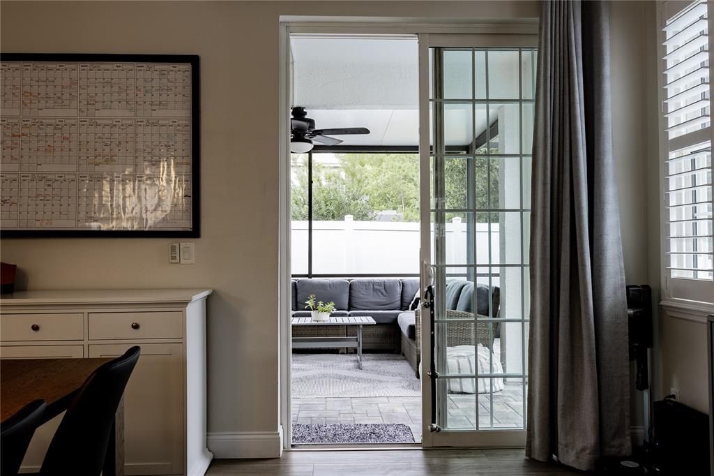 Active With Contract: $699,000 (5 beds, 2 baths, 3000 Square Feet)