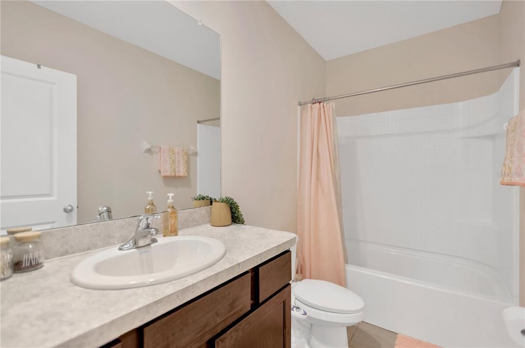 En Venta: $244,000 (3 camas, 2 baños, 1707 Pies cuadrados)