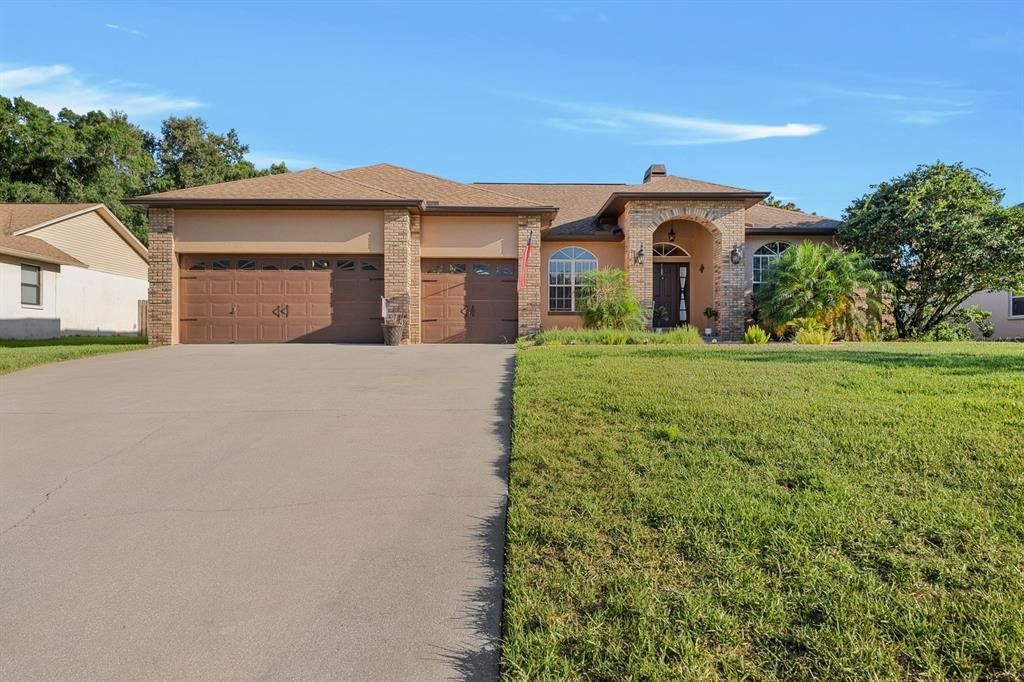 Recently Sold: $464,496 (3 beds, 2 baths, 2101 Square Feet)