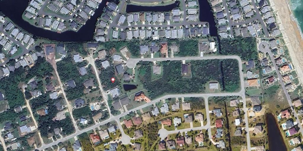 На продажу: $199,900 (0.23 acres)