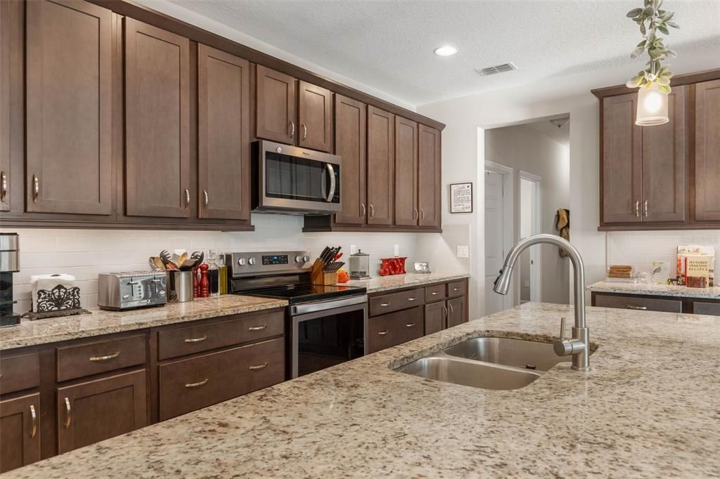 En Venta: $474,999 (3 camas, 2 baños, 1779 Pies cuadrados)