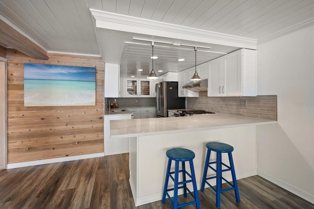 待售: $980,000 (0 贝兹, 0 浴室, 2114 平方英尺)