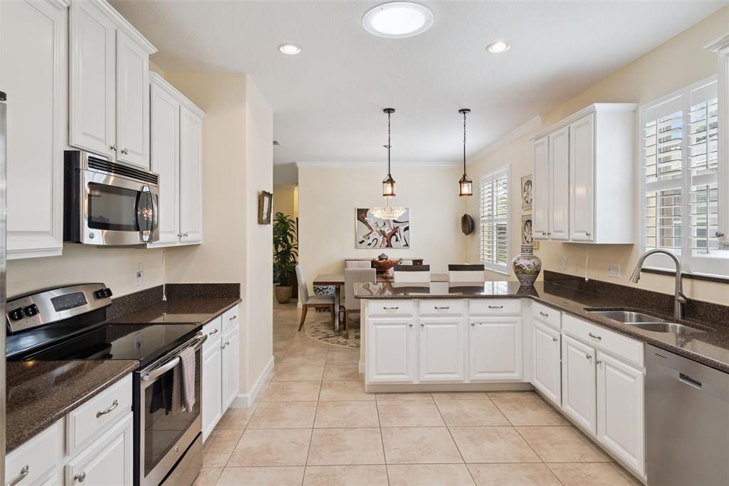 En Venta: $399,000 (3 camas, 2 baños, 1672 Pies cuadrados)