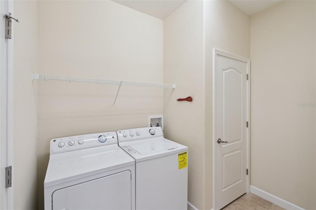 En Venta: $399,000 (3 camas, 2 baños, 1672 Pies cuadrados)