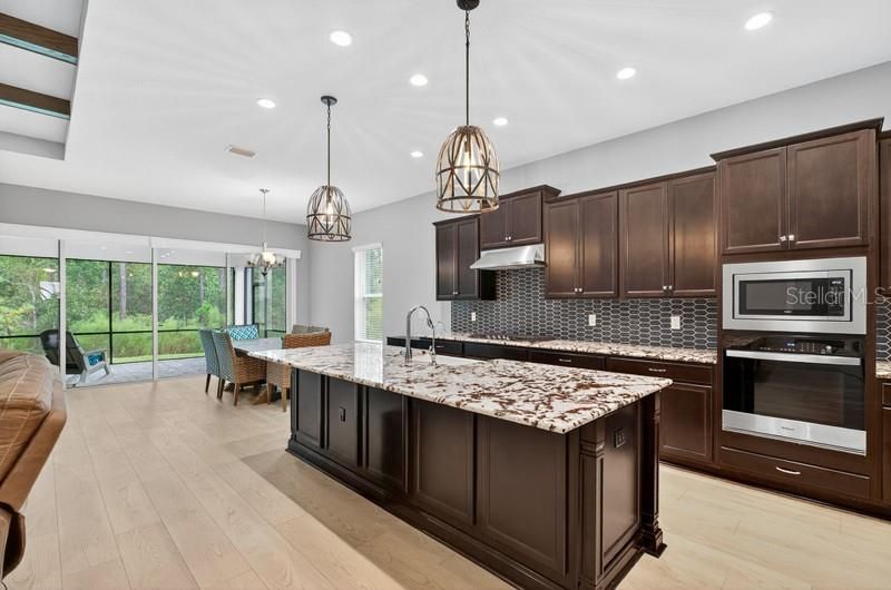 For Sale: $999,990 (4 beds, 4 baths, 3239 Square Feet)