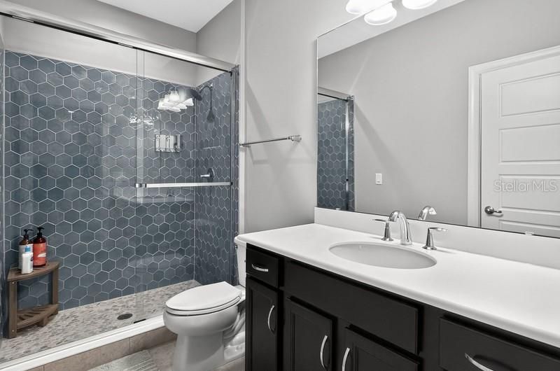 For Sale: $999,990 (4 beds, 4 baths, 3239 Square Feet)