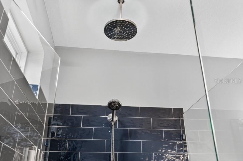 For Sale: $999,990 (4 beds, 4 baths, 3239 Square Feet)