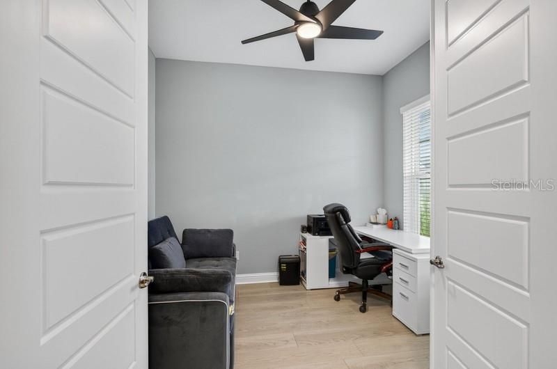 For Sale: $999,990 (4 beds, 4 baths, 3239 Square Feet)