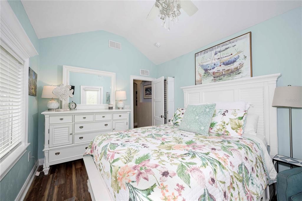 待售: $599,000 (3 贝兹, 2 浴室, 1606 平方英尺)